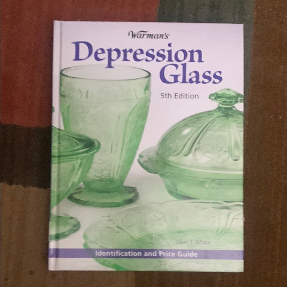 Depression Glass Guide - Green Edition